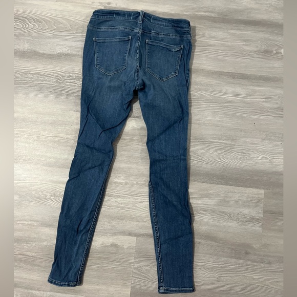 Hollister low rise advanced stretch light blue Jean leggings size 7 / 28 regular - Picture 5 of 10